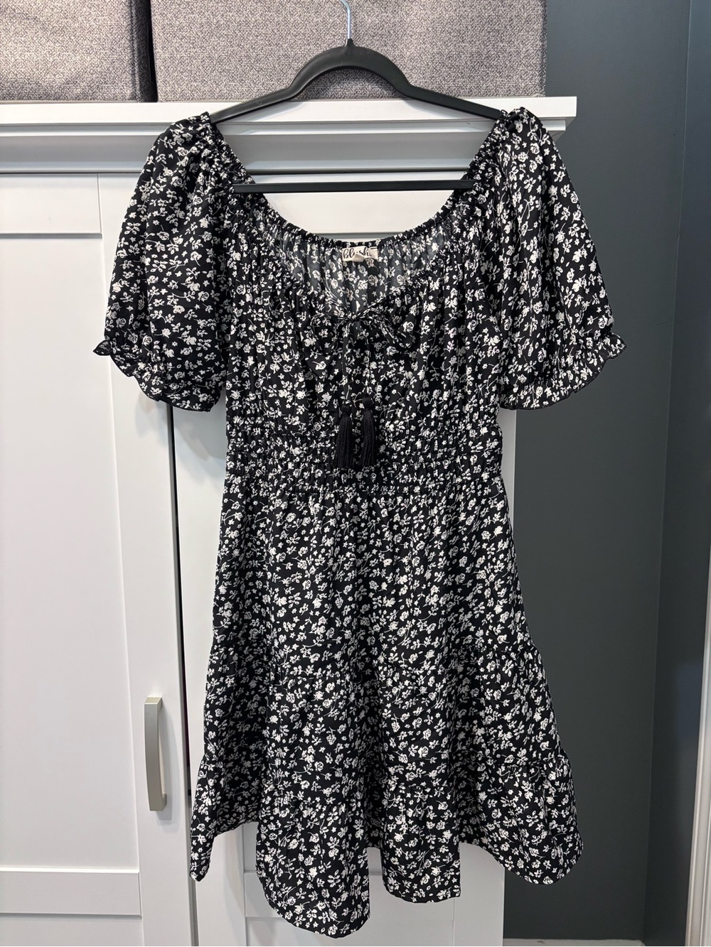 Blush Floral Puff Sleeve Mini Dress Size M Black White Tie Front Ruffle NWOT